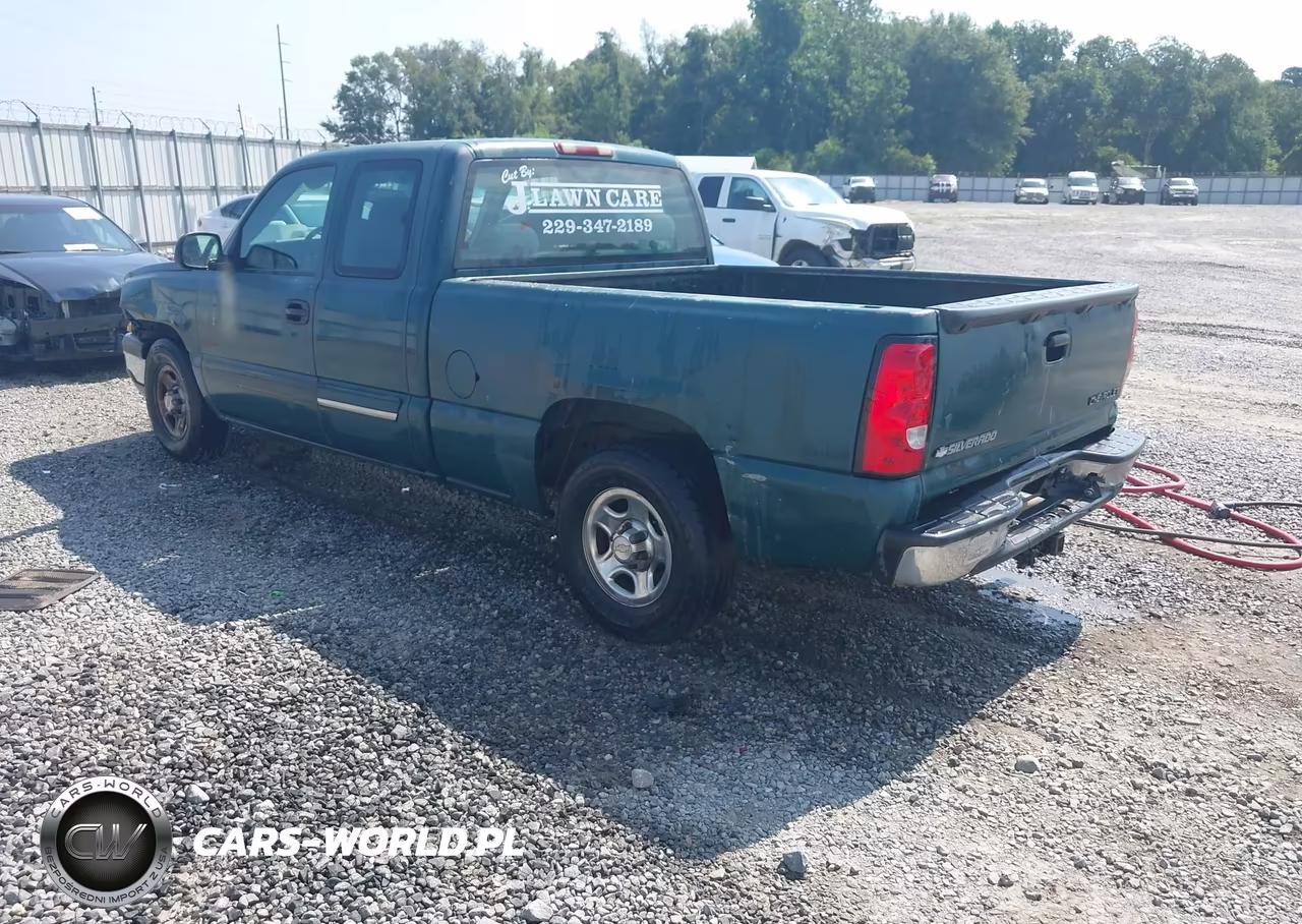 2003 Chevrolet Silverado 1500 Ls VIN:2GCEC19V131110405 - 3
