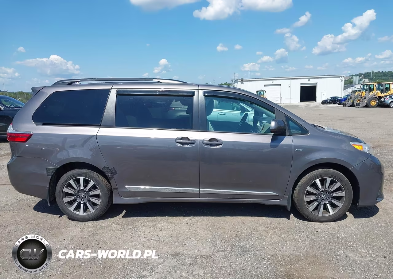 2020 Toyota Sienna Le VIN:5TDJZ3DC3LS228110 - 13