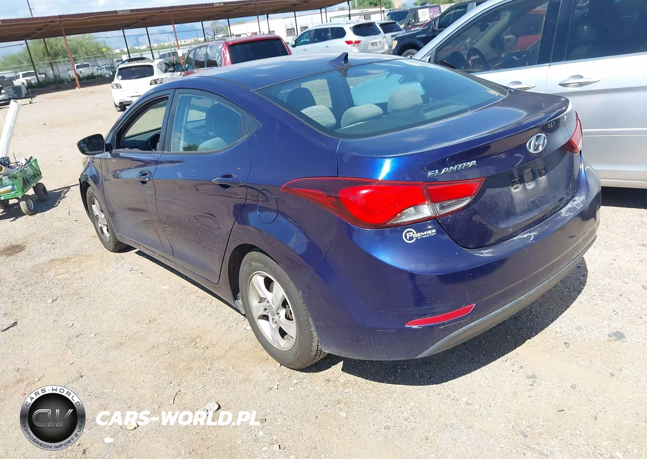 2014 Hyundai Elantra Se VIN:5NPDH4AE4EH528601 - 3