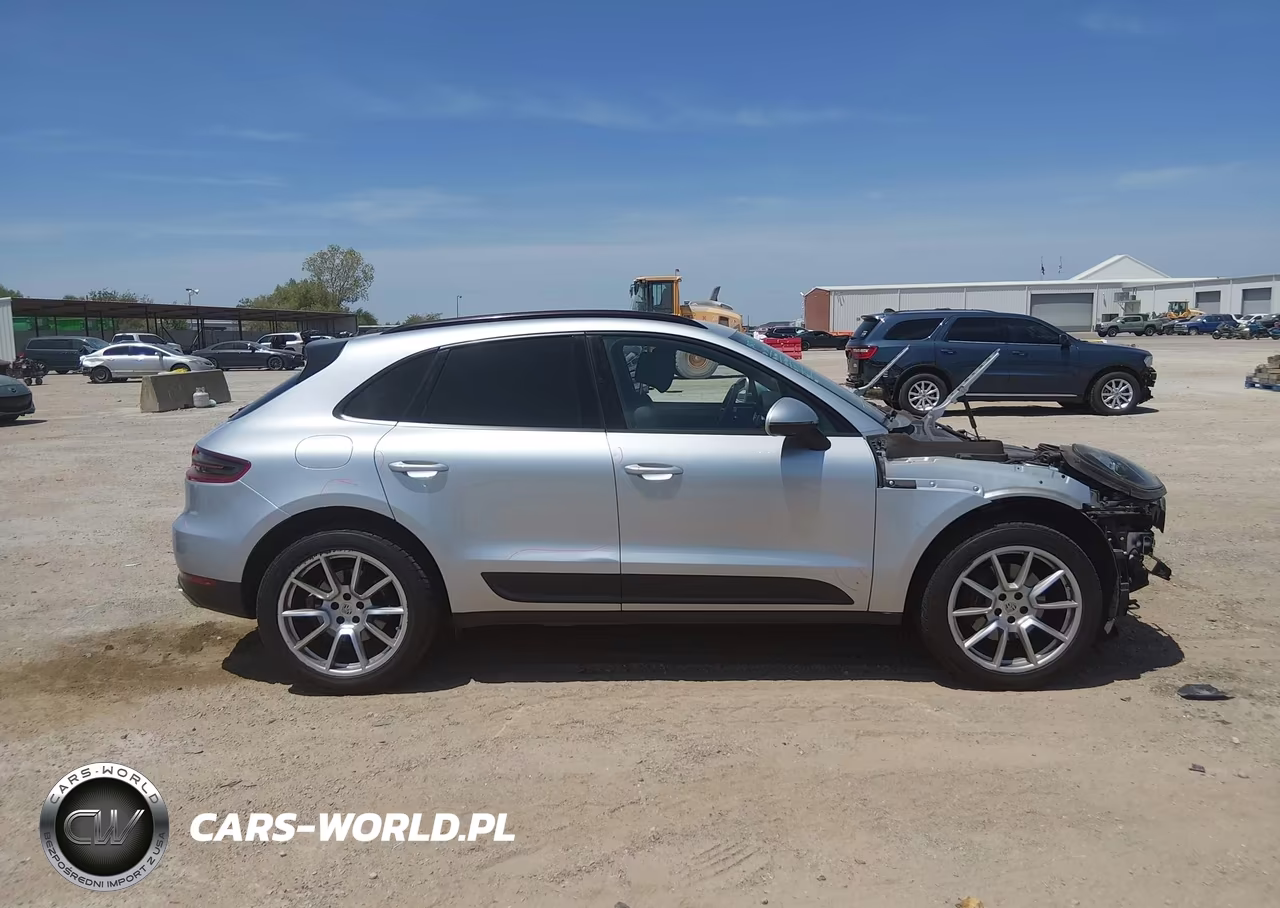 2018 Porsche Macan VIN:WP1AA2A51JLB13946 - 14