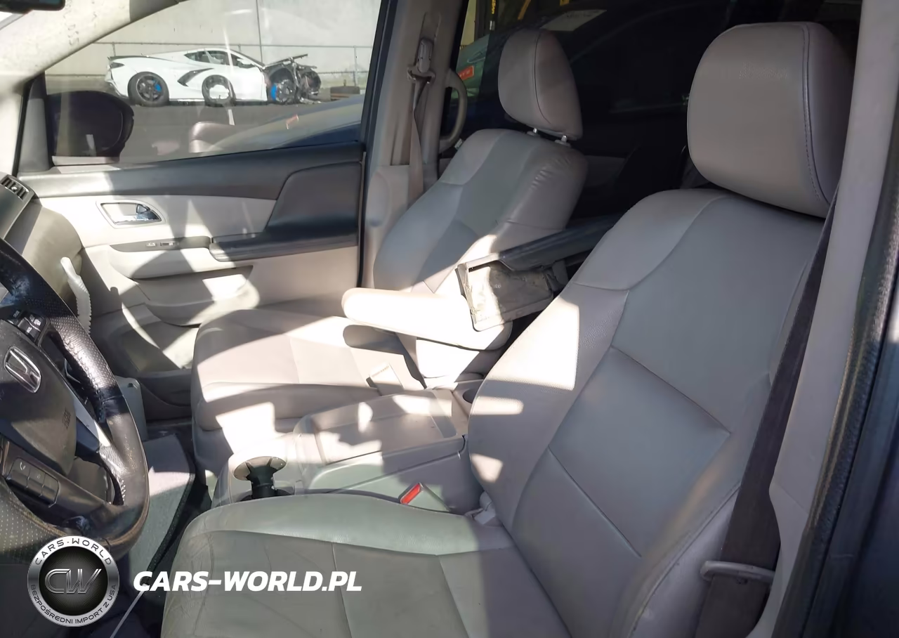2014 Honda Odyssey Ex-L VIN:5FNRL5H64EB131137 - 19