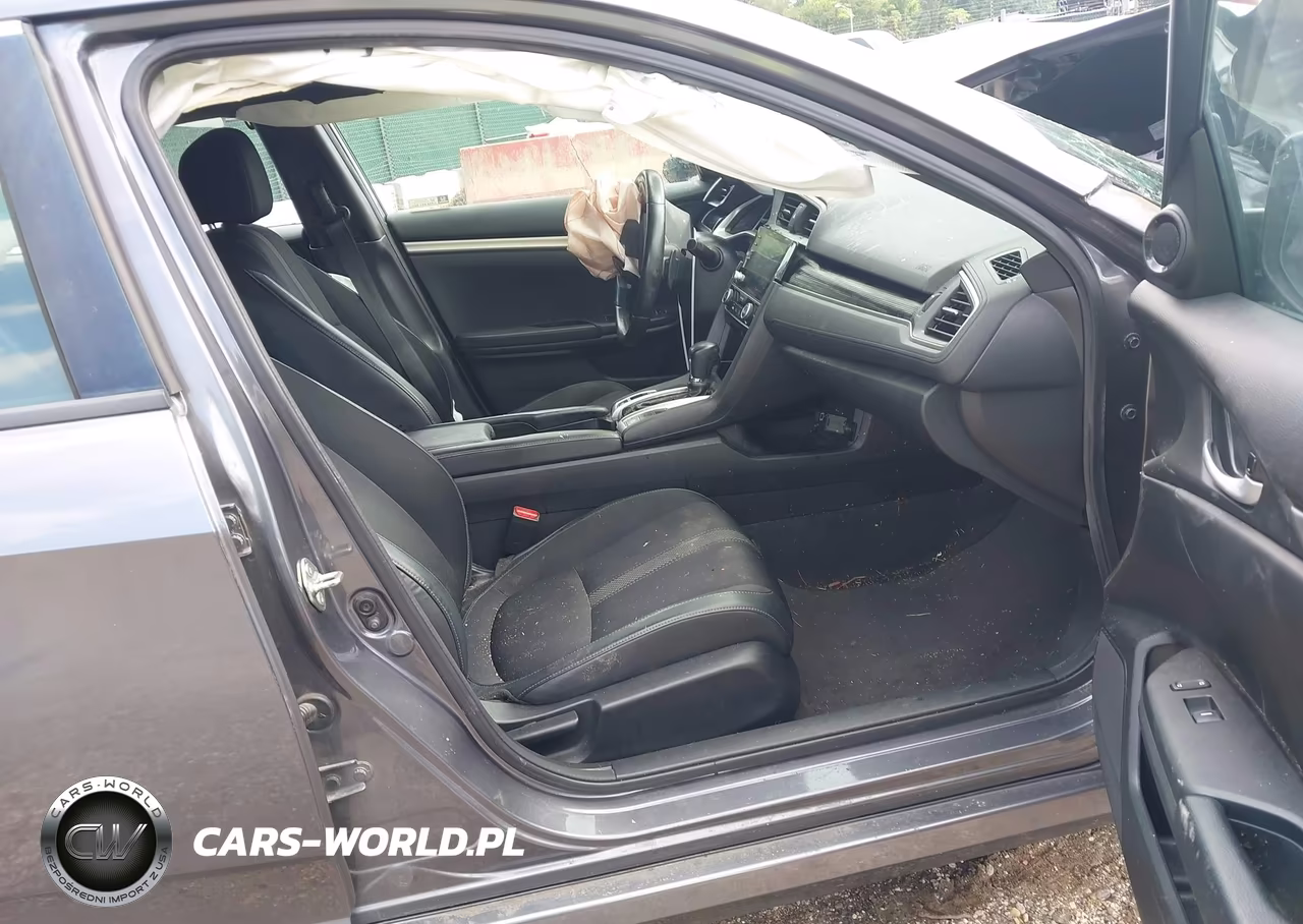 2019 Honda Civic Sport VIN:2HGFC2F84KH601714 - 5