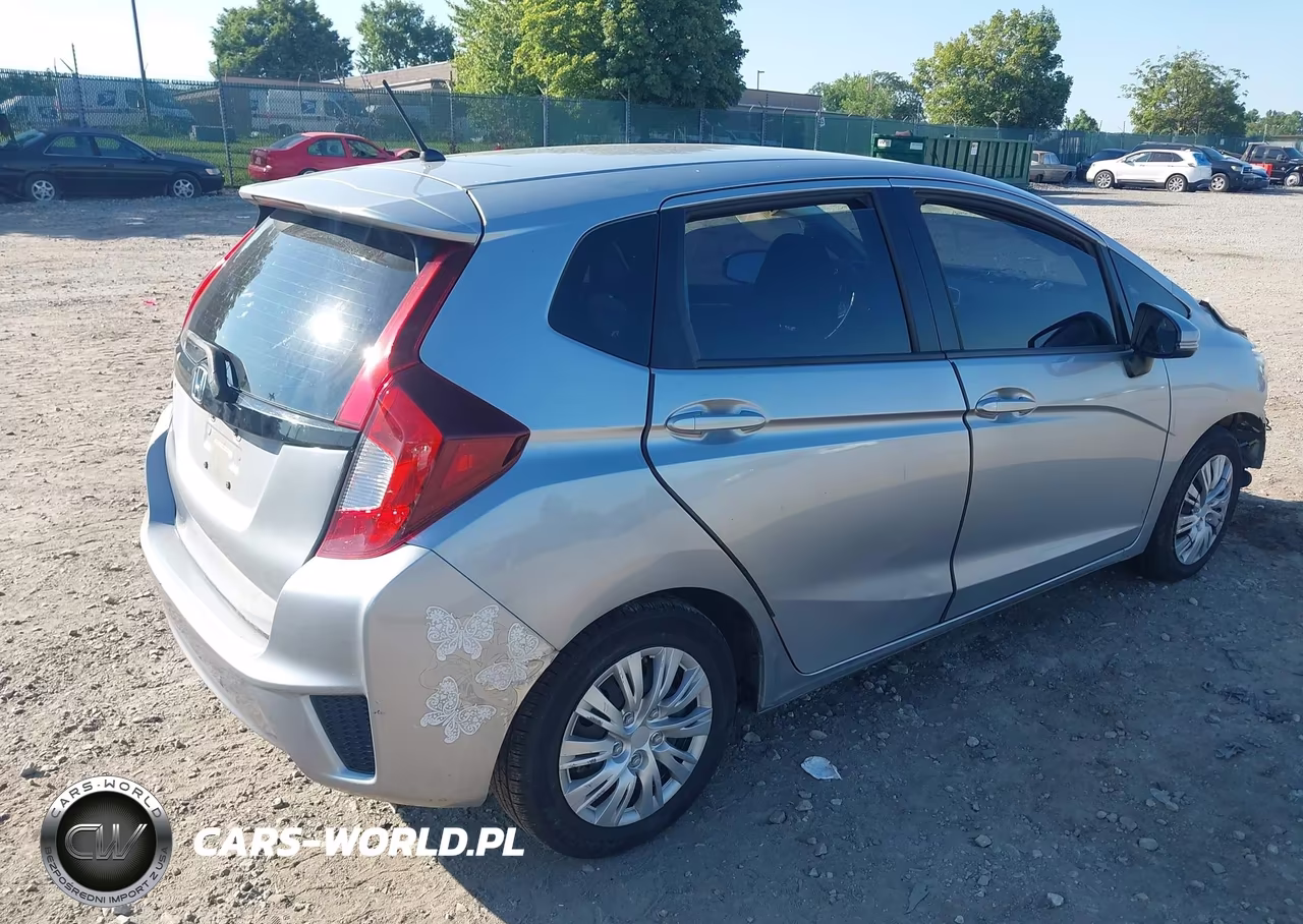 2017 Honda Fit Lx VIN:3HGGK5H54HM706842 - 4