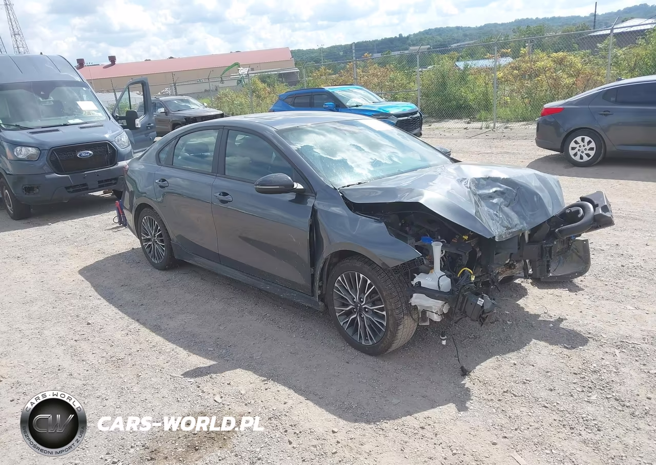 2024 Kia Forte Gt-Line – zdjęcie 1 z 17