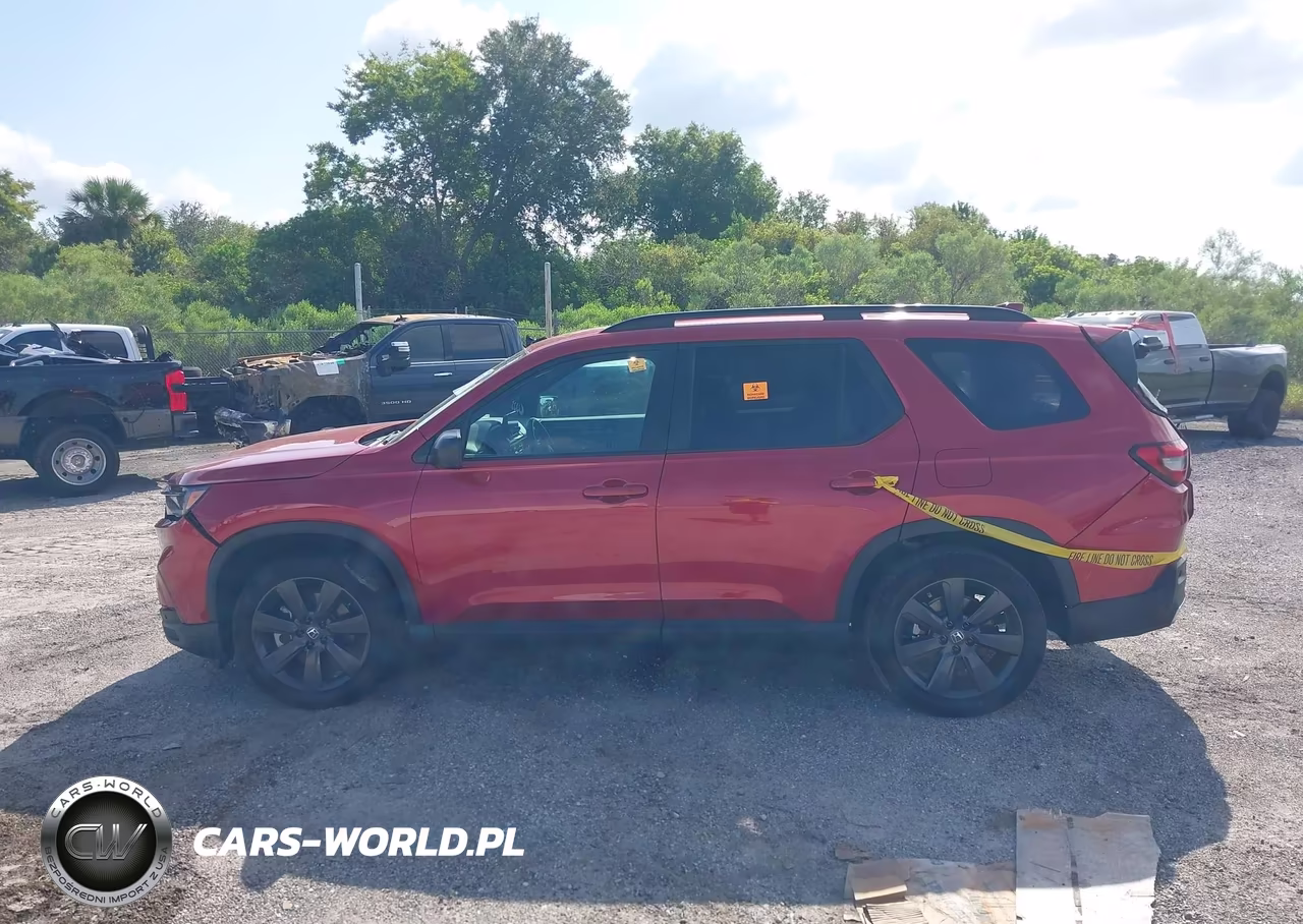 2025 Honda Pilot Sport VIN:5FNYG1H33SB085374 - 13