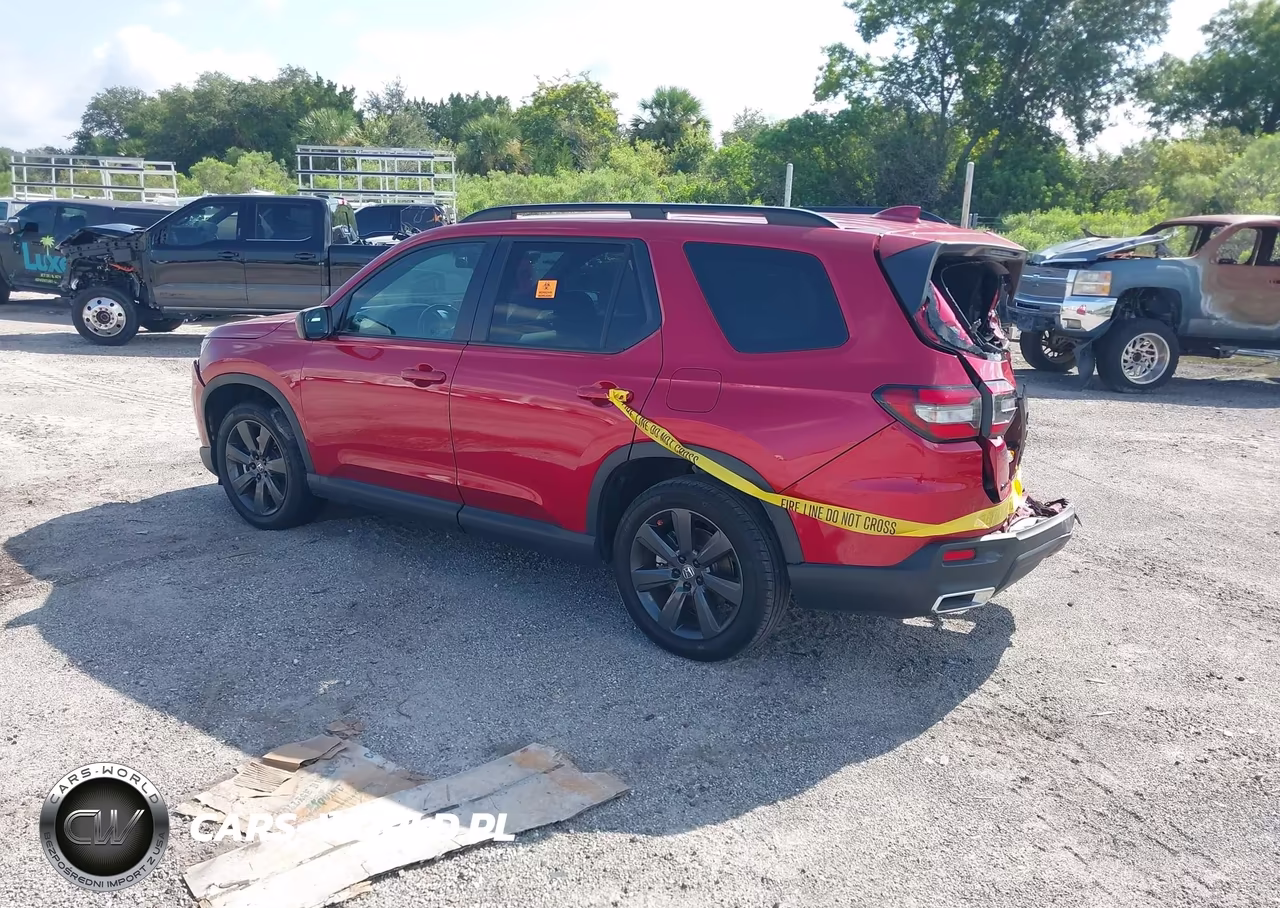 2025 Honda Pilot Sport VIN:5FNYG1H33SB085374 - 3