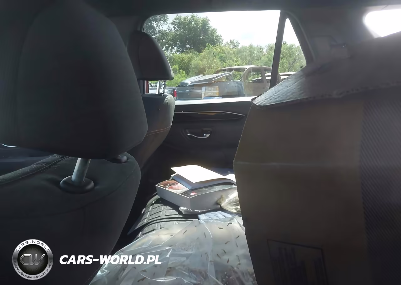 2025 Honda Pilot Sport VIN:5FNYG1H33SB085374 - 8