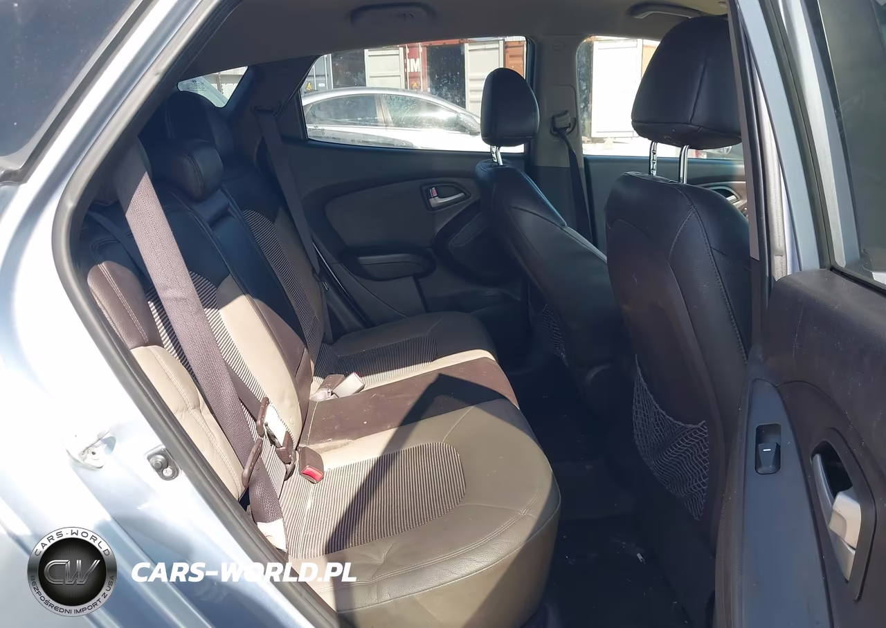 2012 Hyundai Tucson Gls VIN:KM8JU3AC3CU376400 - 8
