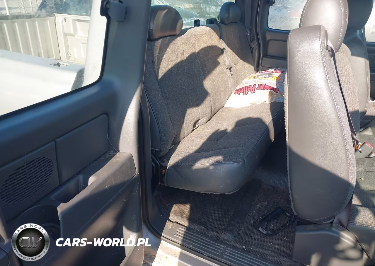 2006 Chevrolet Silverado 1500 Work Truck VIN:1GCEC19Z06Z204032 - 8