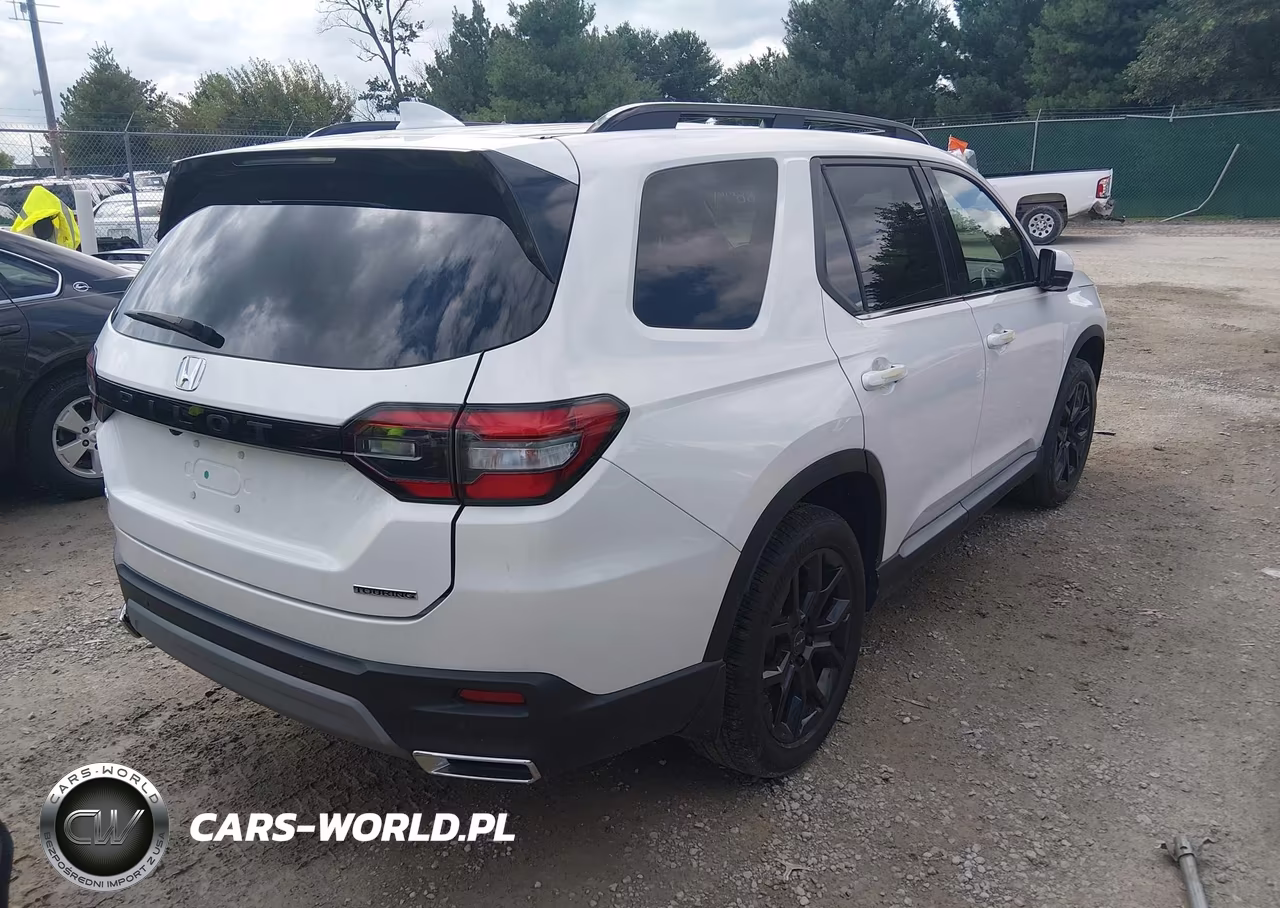 2025 Honda Pilot Touring VIN:5FNYG1H77SB129895 - 4