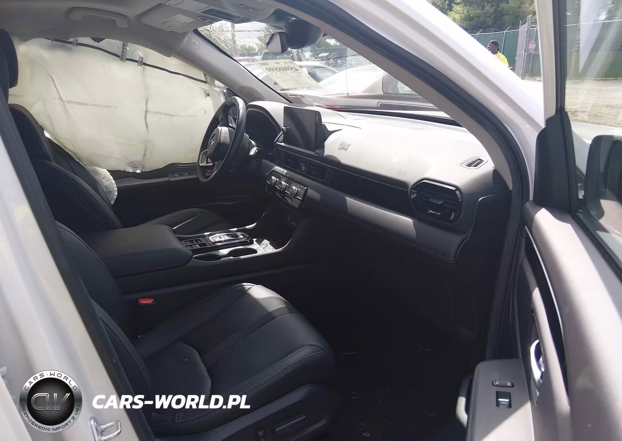 2025 Honda Pilot Touring VIN:5FNYG1H77SB129895 - 5