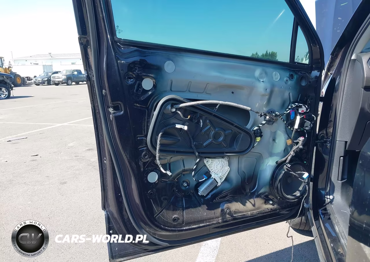 2020 Volkswagen Tiguan 2.0T Se-2.0T Se R-Line Black-2.0T Sel VIN:3VV2B7AX2LM076152 - 18