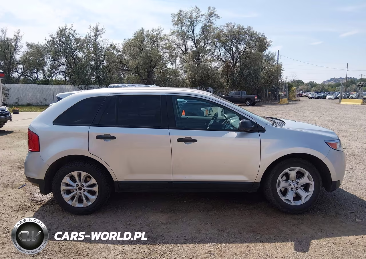 2013 Ford Edge Se VIN:2FMDK4GCXDBC30826 - 13
