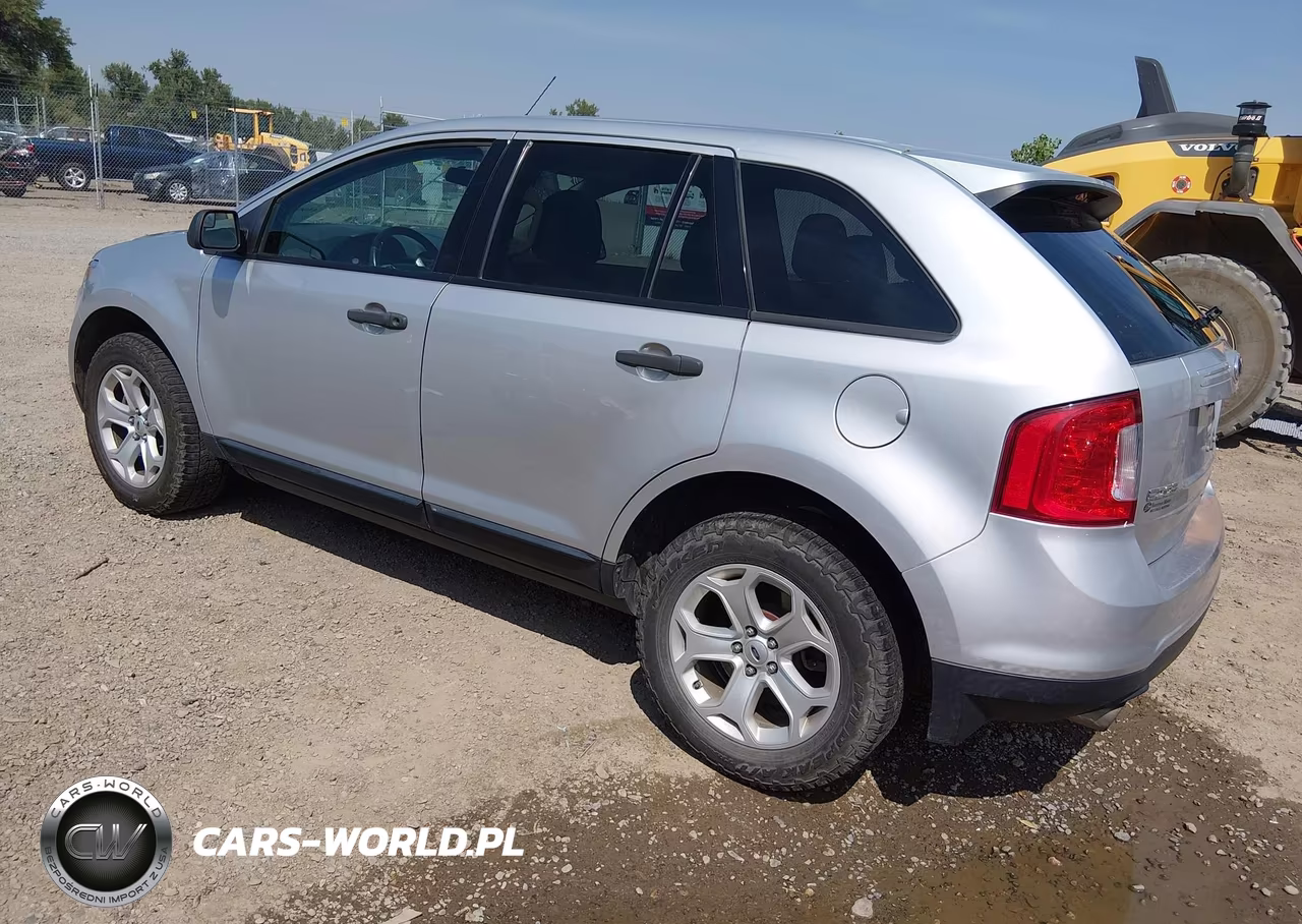 2013 Ford Edge Se VIN:2FMDK4GCXDBC30826 - 3