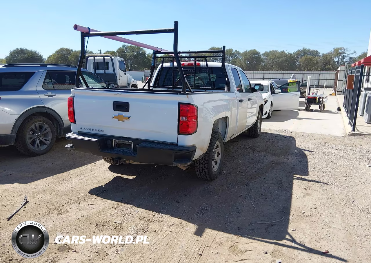 2018 Chevrolet Silverado 1500 Wt VIN:1GCRCNEHXJZ138765 - 4