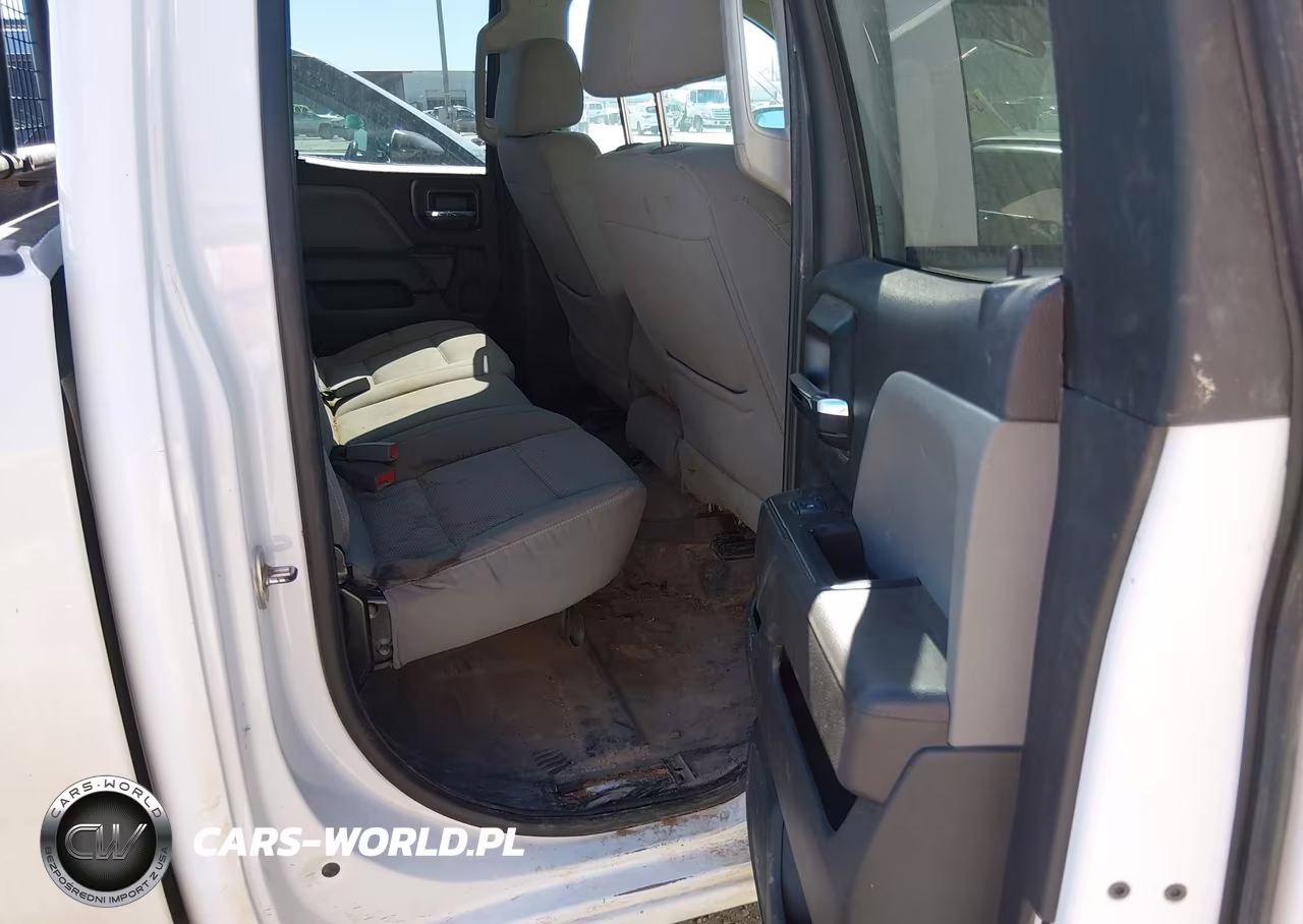 2018 Chevrolet Silverado 1500 Wt VIN:1GCRCNEHXJZ138765 - 8