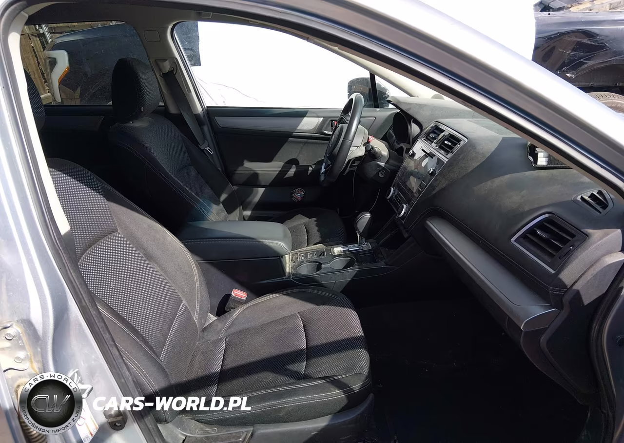 2019 Subaru Outback 2.5I Premium VIN:4S4BSAFC2K3355355 - 5