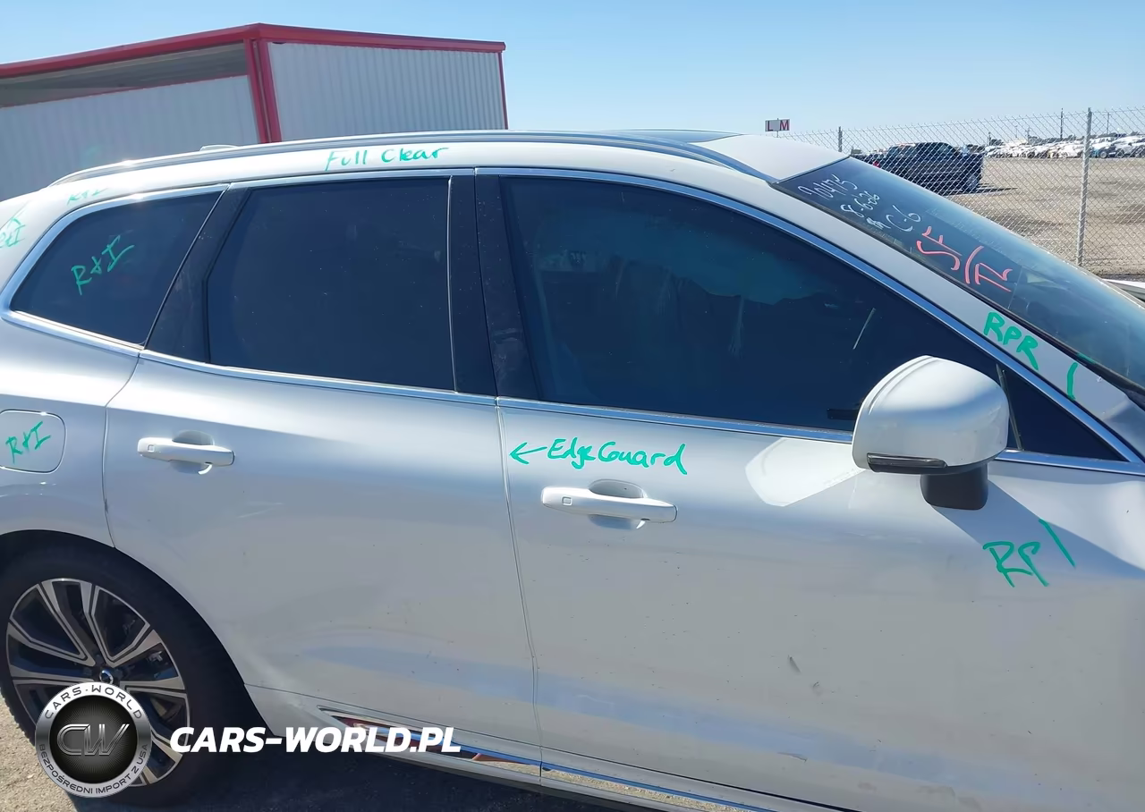 2023 Volvo Xc60 B5 Ultimate Bright Theme VIN:YV4L12RA2P1383961 - 14