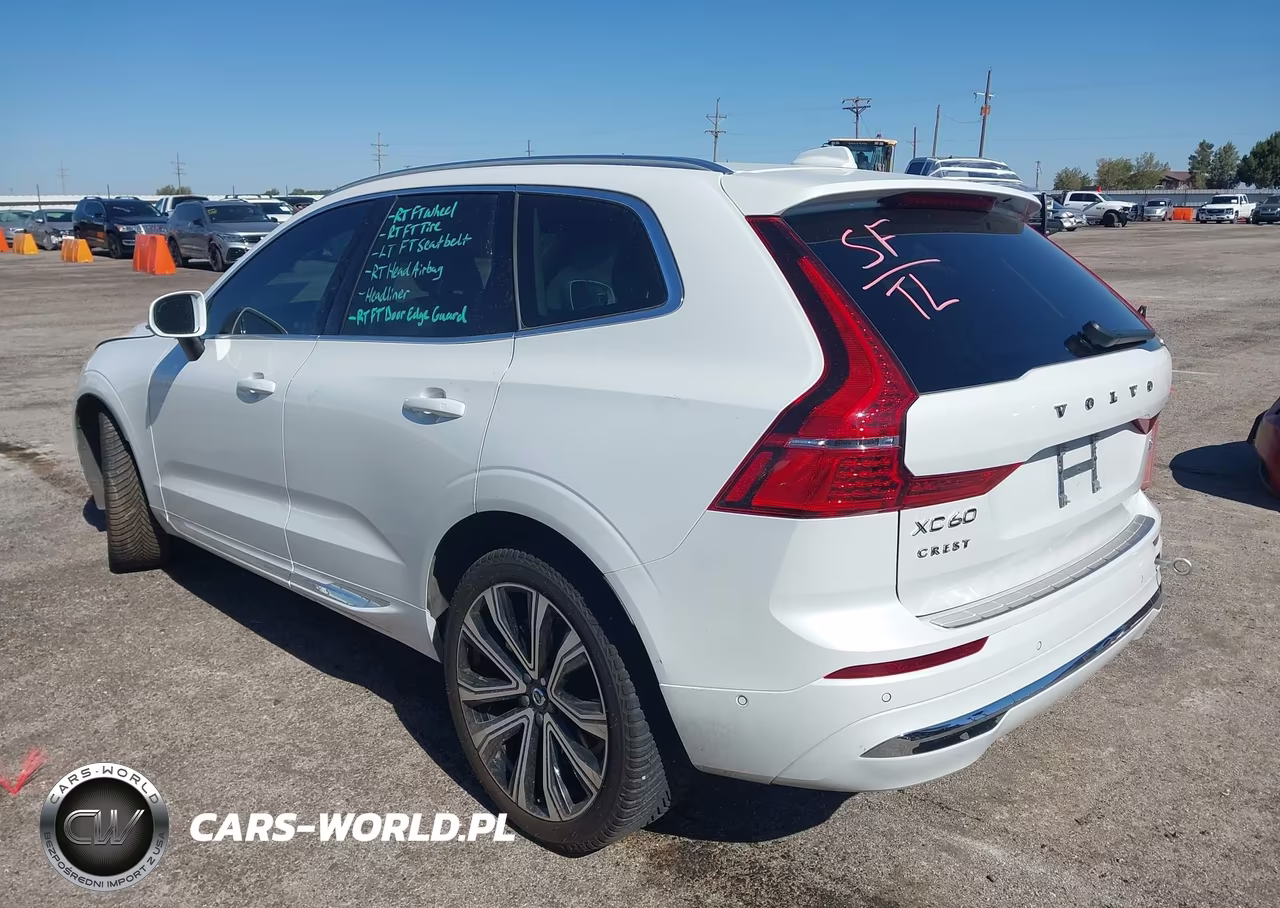 2023 Volvo Xc60 B5 Ultimate Bright Theme VIN:YV4L12RA2P1383961 - 3