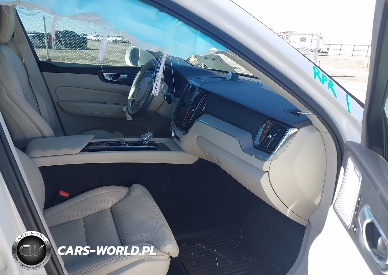 2023 Volvo Xc60 B5 Ultimate Bright Theme VIN:YV4L12RA2P1383961 - 5