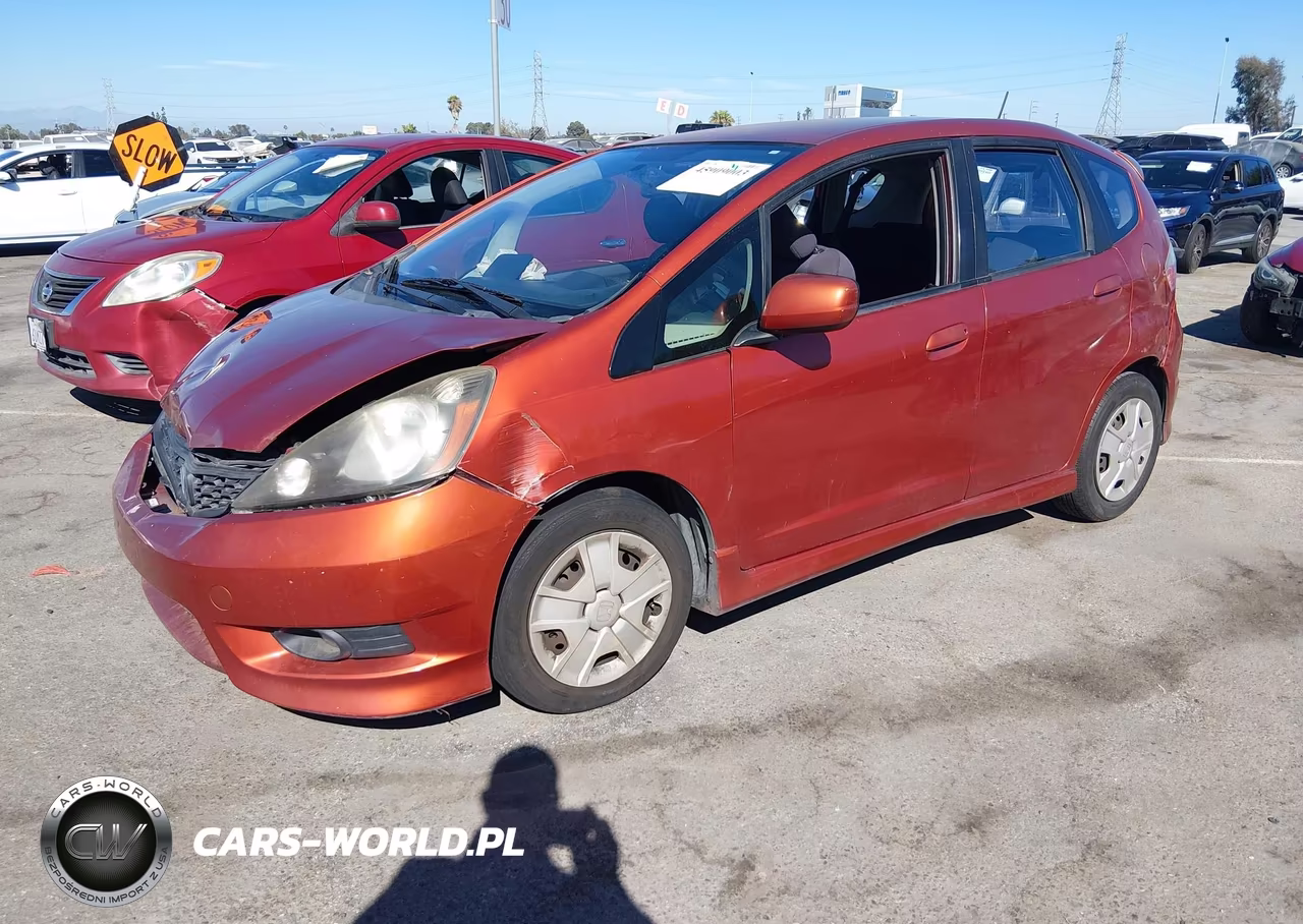 2012 Honda Fit Sport VIN:JHMGE8H58CC027947 - 2