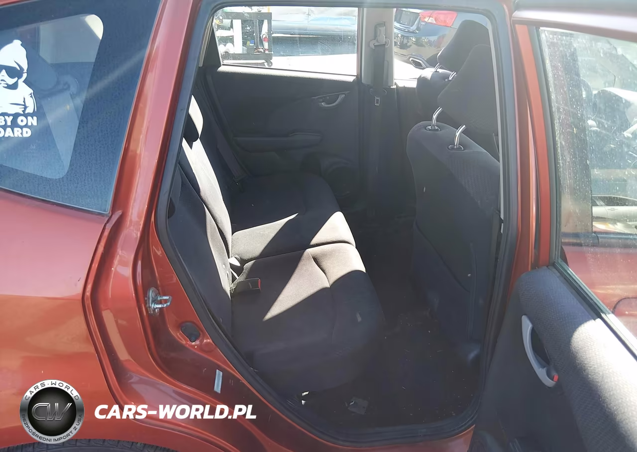 2012 Honda Fit Sport VIN:JHMGE8H58CC027947 - 8