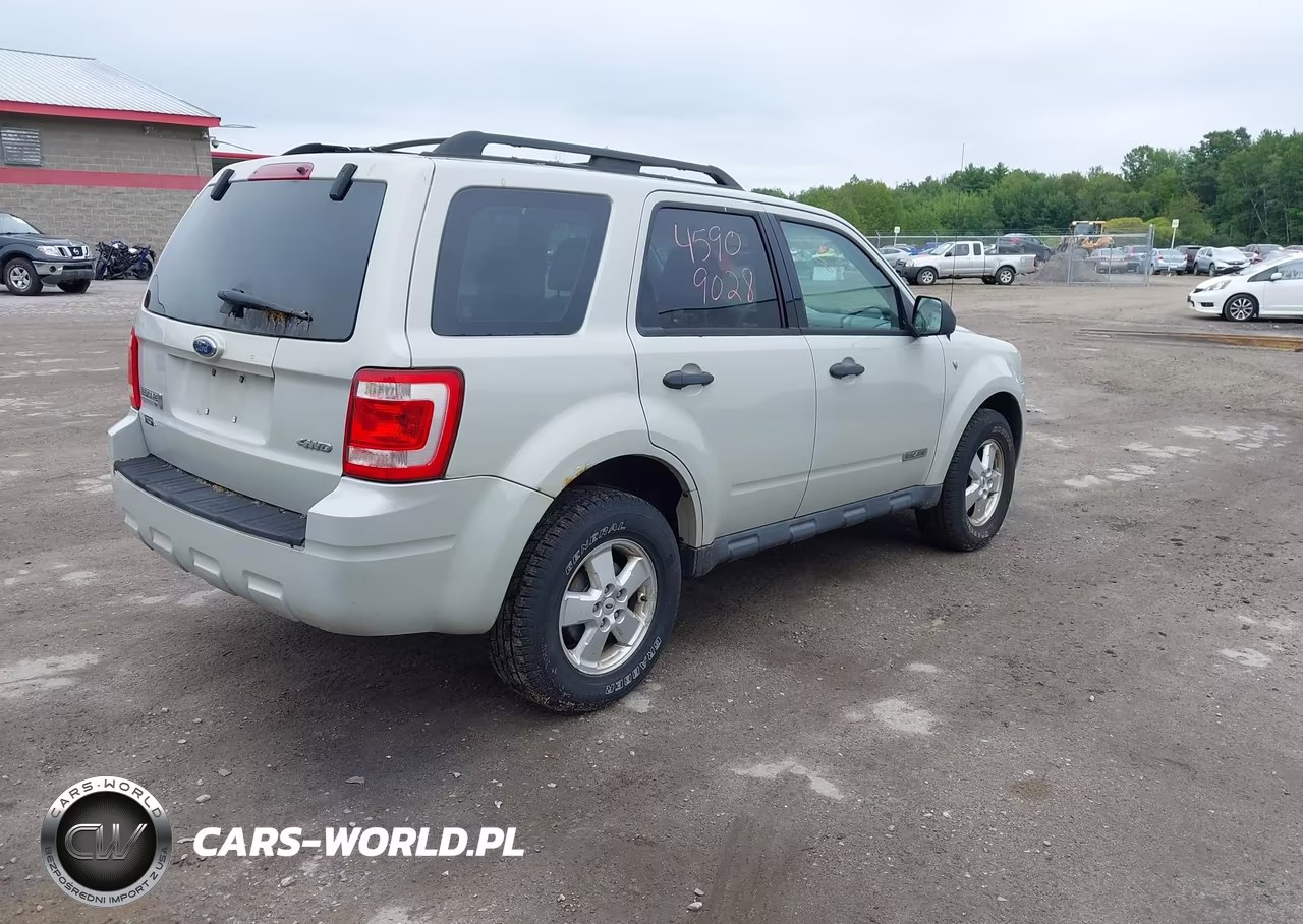 2008 Ford Escape Xlt VIN:1FMCU93128KB26902 - 4