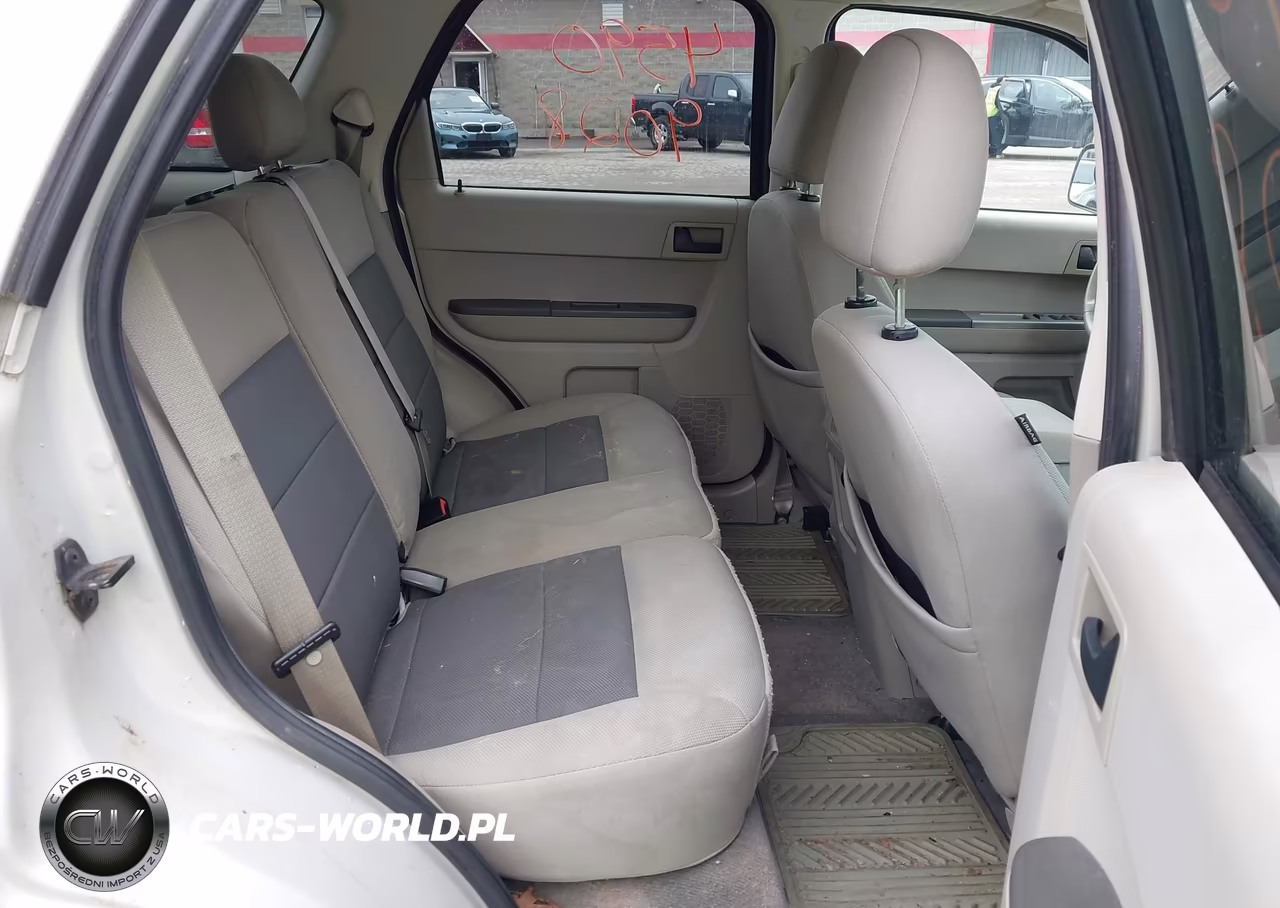 2008 Ford Escape Xlt VIN:1FMCU93128KB26902 - 8