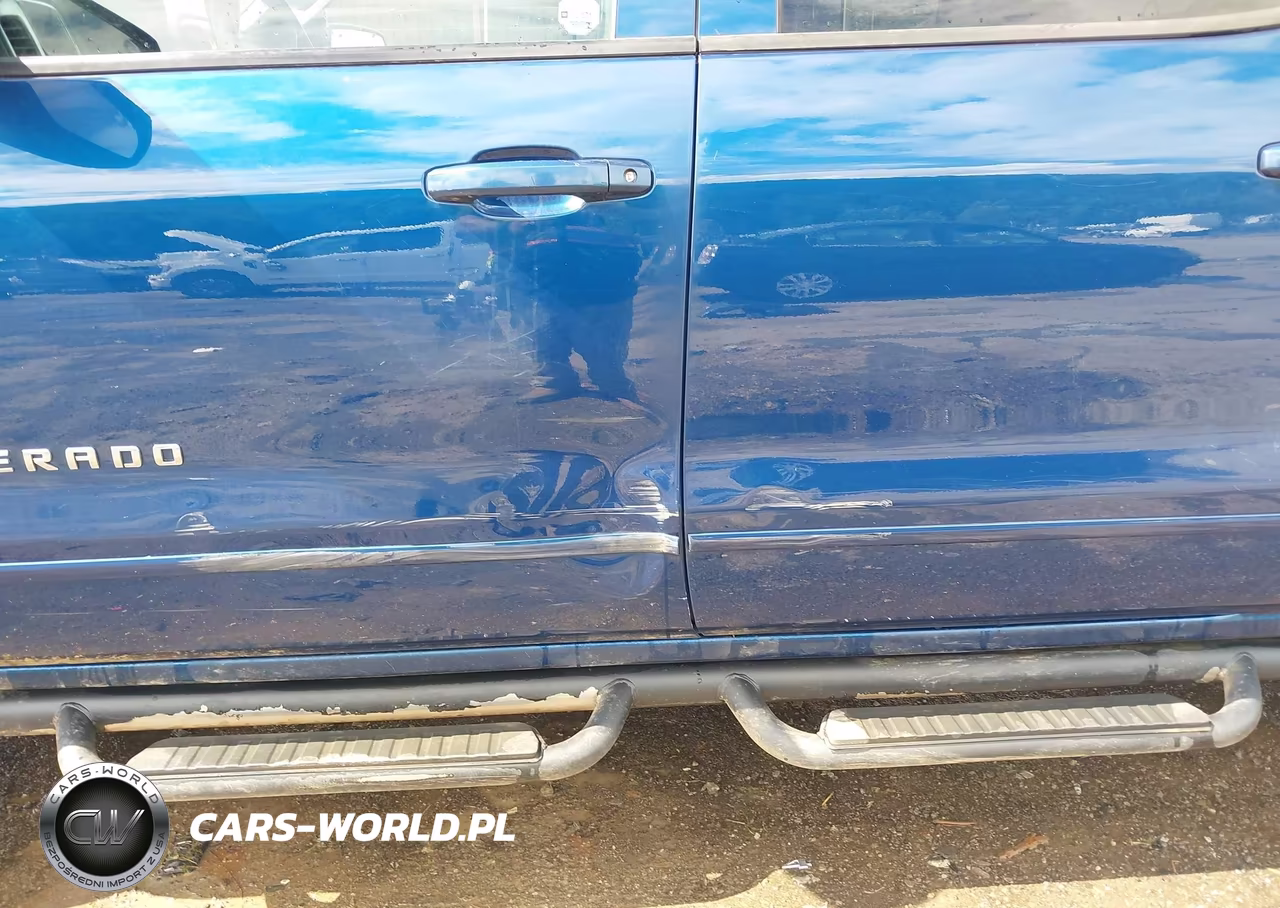 2018 Chevrolet Silverado 1500 1Lt VIN:1GCUKREC9JF230363 - 17