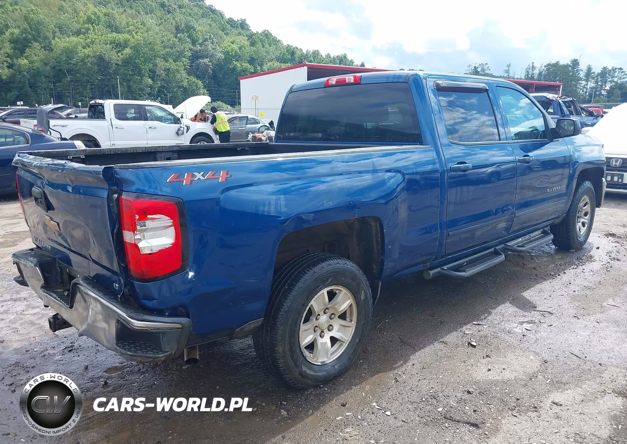 2018 Chevrolet Silverado 1500 1Lt VIN:1GCUKREC9JF230363 - 4