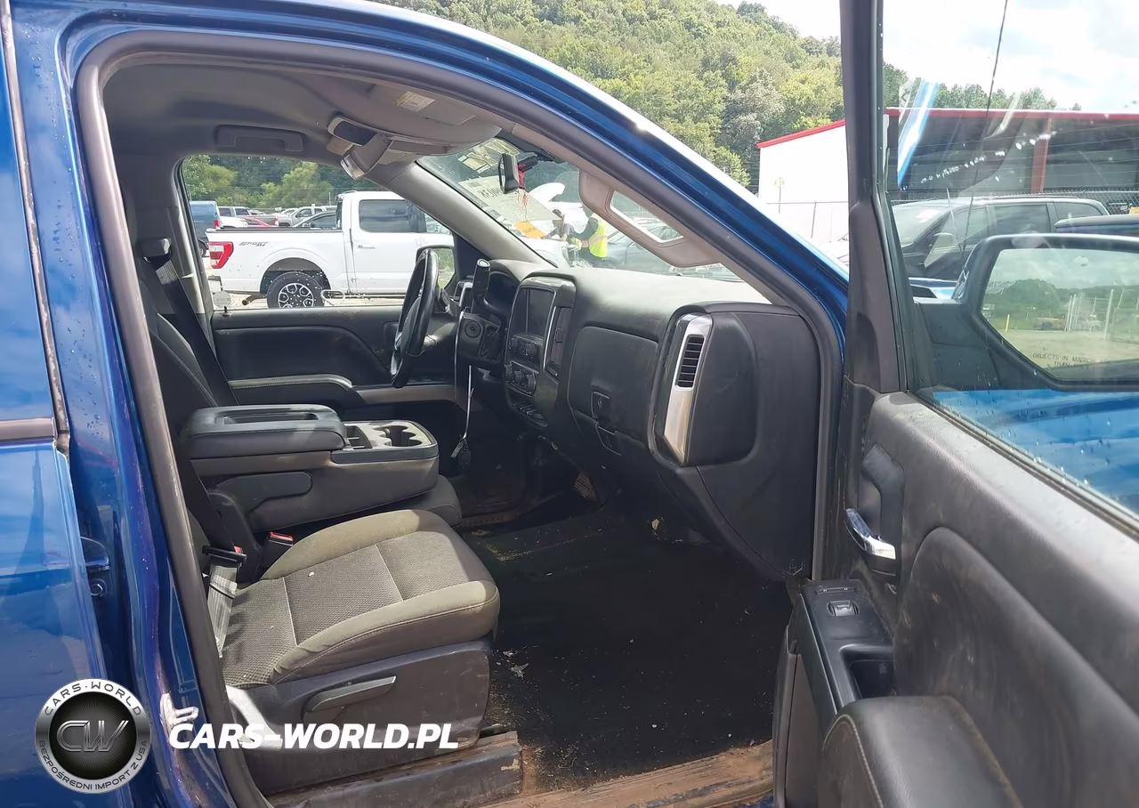 2018 Chevrolet Silverado 1500 1Lt VIN:1GCUKREC9JF230363 - 5