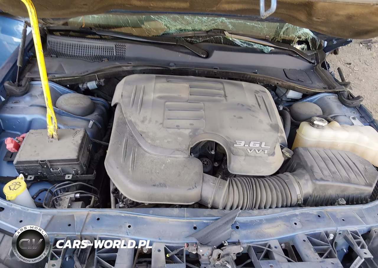 2021 Chrysler 300 Touring L VIN:2C3CCAAGXMH667430 - 10