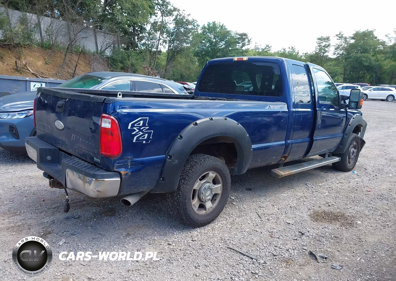 2011 Ford F-250 Xlt VIN:1FT7X2B66BEC90032 - 4
