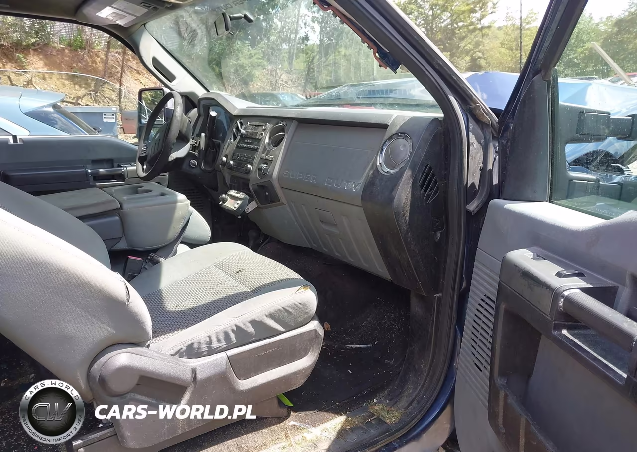 2011 Ford F-250 Xlt VIN:1FT7X2B66BEC90032 - 5