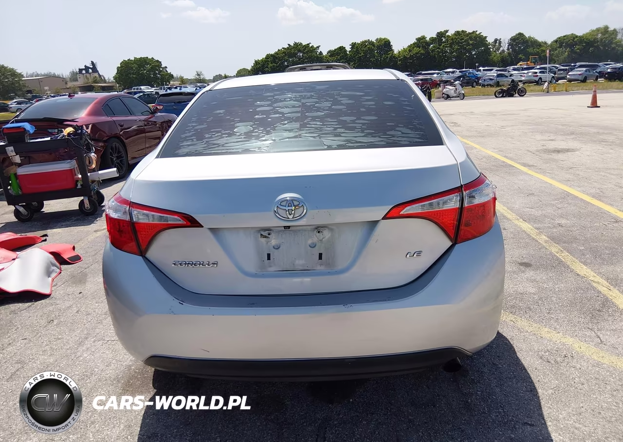 2016 Toyota Corolla Le VIN:5YFBURHE3GP469200 - 16