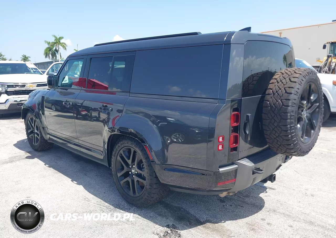 2024 Land Rover Defender 130 Outbound VIN:SALEWFEU2R2353773 - 3