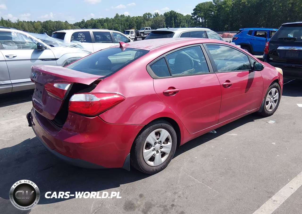 2015 Kia Forte Lx VIN:KNAFX4A66F5343209 - 4