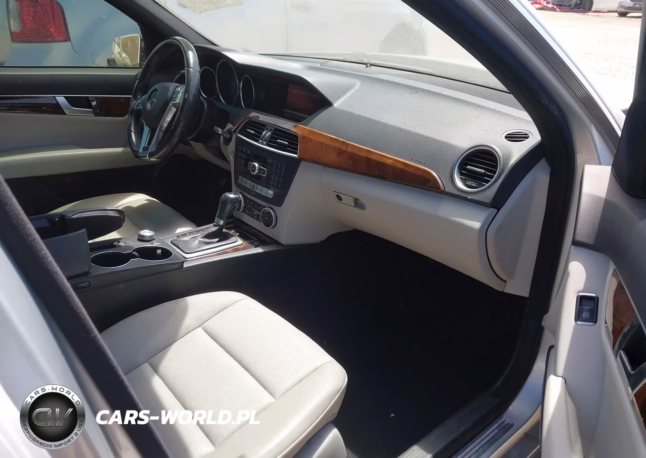 2013 Mercedes-Benz C 250 Sport VIN:WDDGF4HB6DR295395 - 5