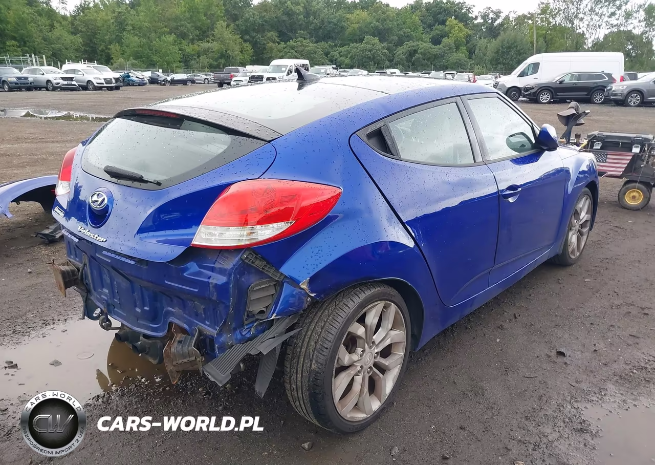 2012 Hyundai Veloster Base W-Gray VIN:KMHTC6AD1CU080815 - 6
