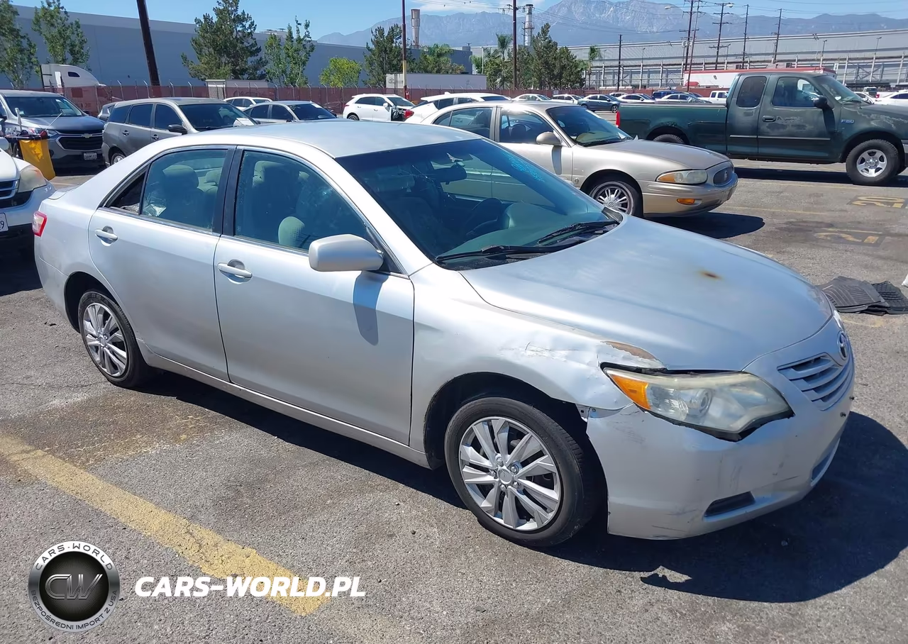 2009 Toyota Camry Le – zdjęcie 1 z 16