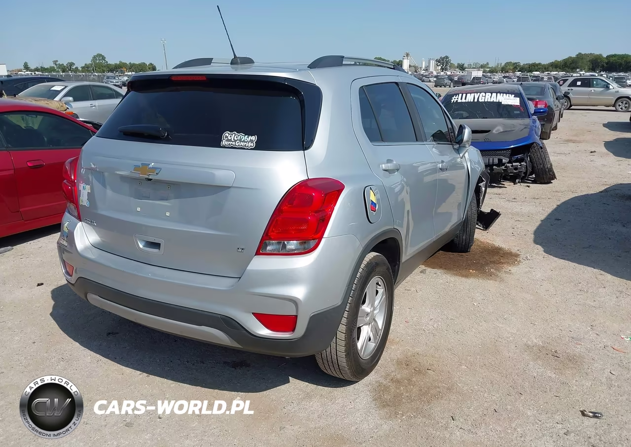 2020 Chevrolet Trax Fwd Lt VIN:3GNCJLSBXLL310150 - 4