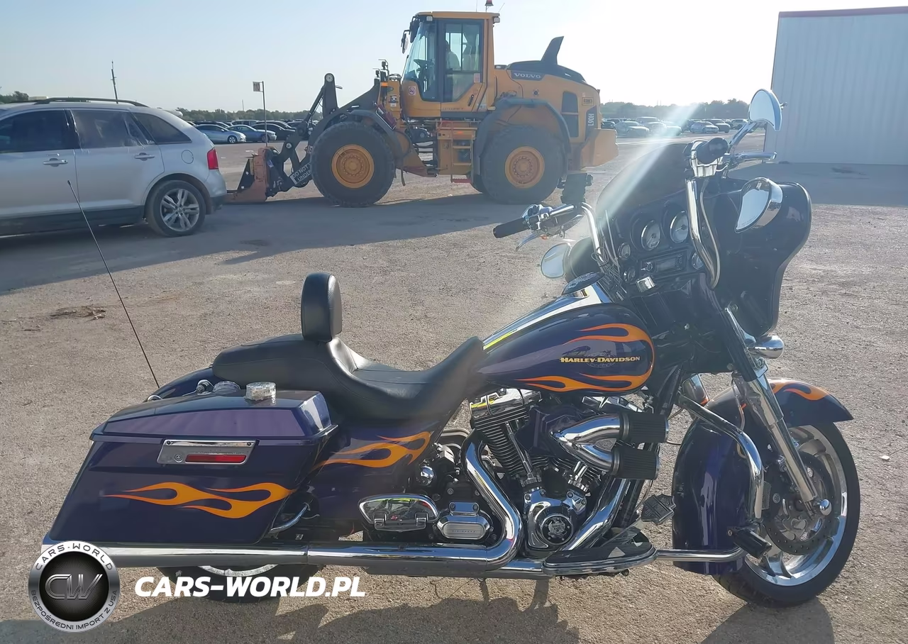 2012 Harley-Davidson Flhx Street Glide VIN:1HD1KBM10CB658728 - 12