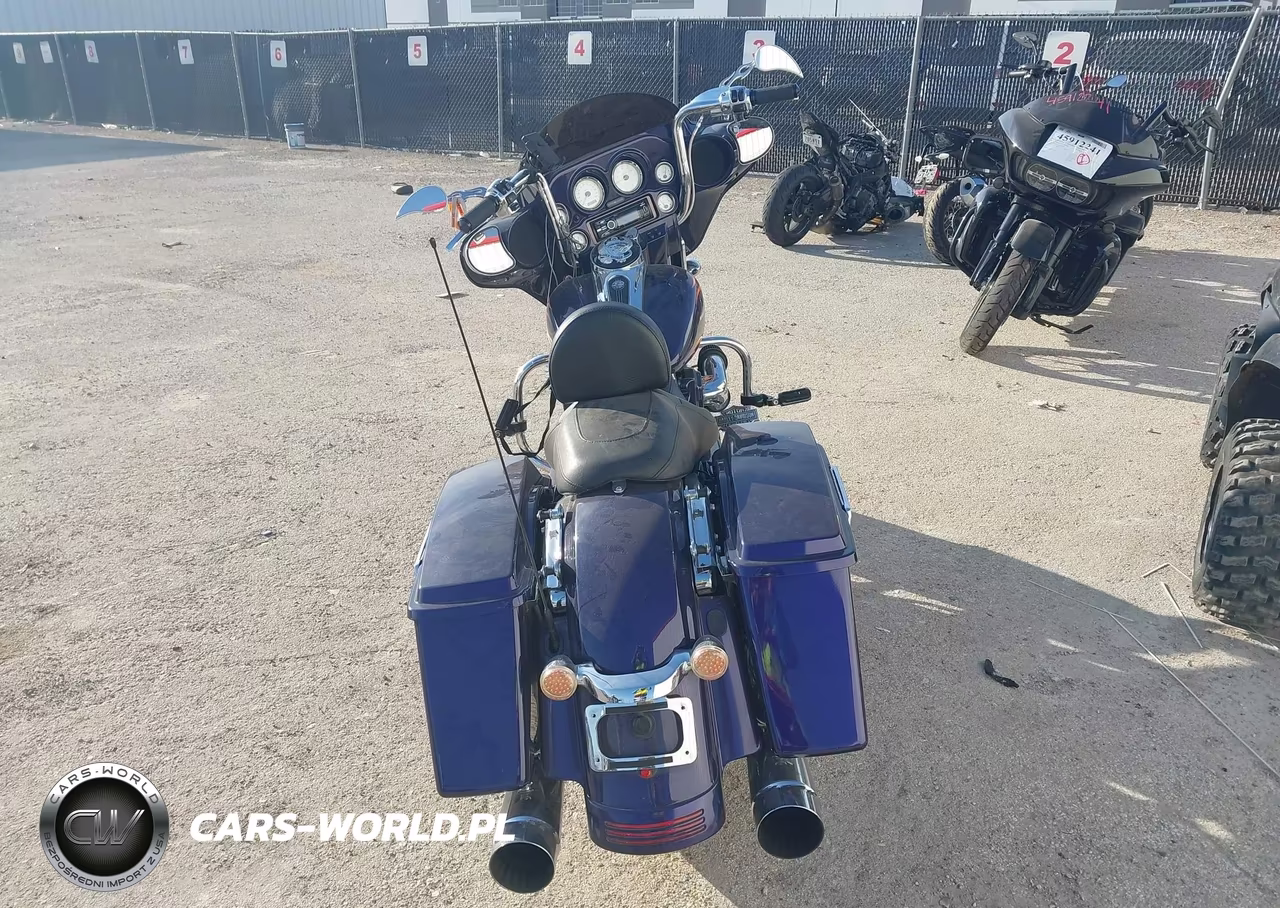 2012 Harley-Davidson Flhx Street Glide VIN:1HD1KBM10CB658728 - 6
