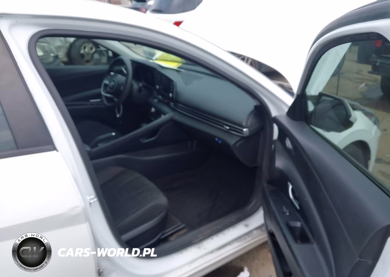2021 Hyundai Elantra Sel VIN:5NPLM4AGXMH008149 - 5
