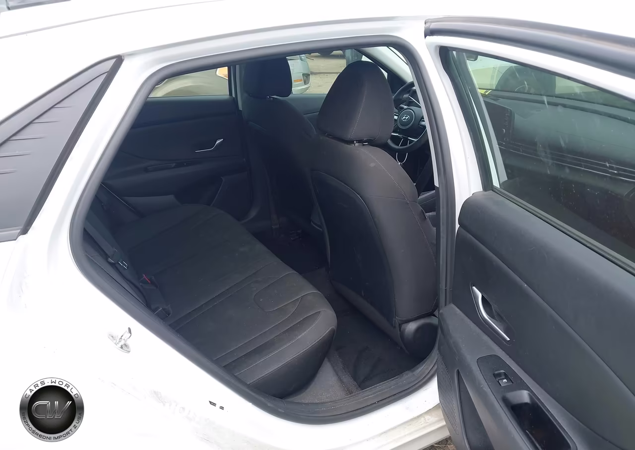2021 Hyundai Elantra Sel VIN:5NPLM4AGXMH008149 - 8