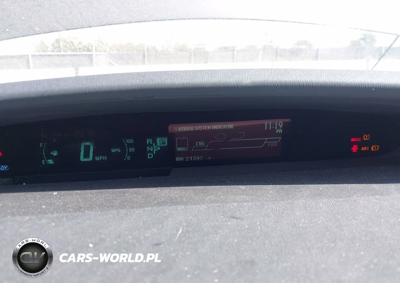 2015 Toyota Prius Two VIN:JTDKN3DUXF0413495 - 7