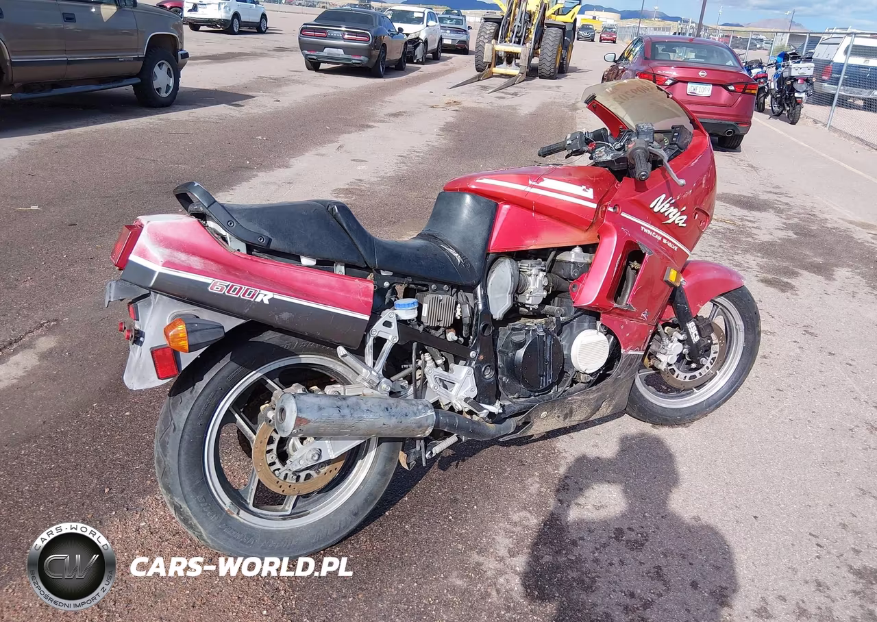 1989 Kawasaki Zx600 C VIN:JKAZX4C15KA016054 - 4