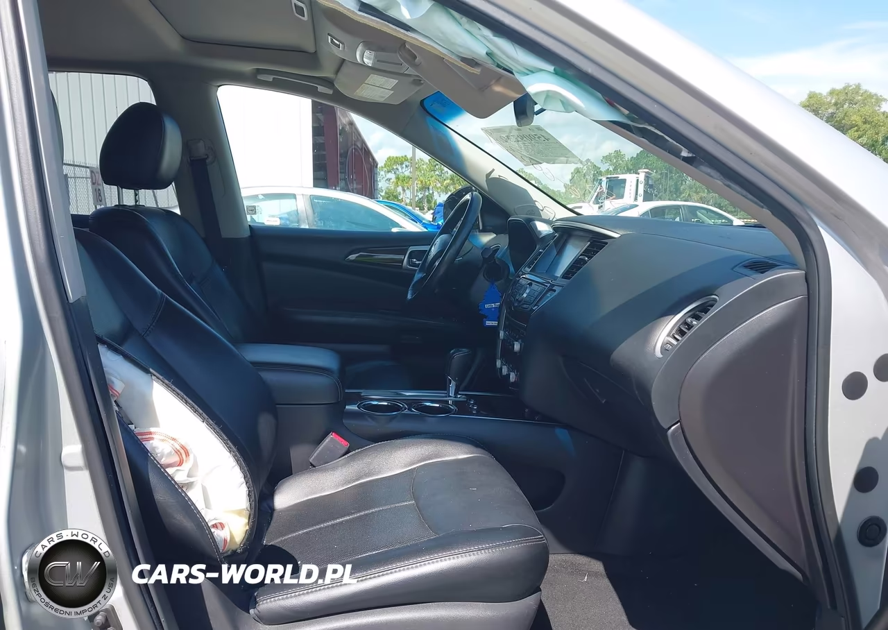 2015 Nissan Pathfinder Platinum VIN:5N1AR2MN0FC600337 - 5
