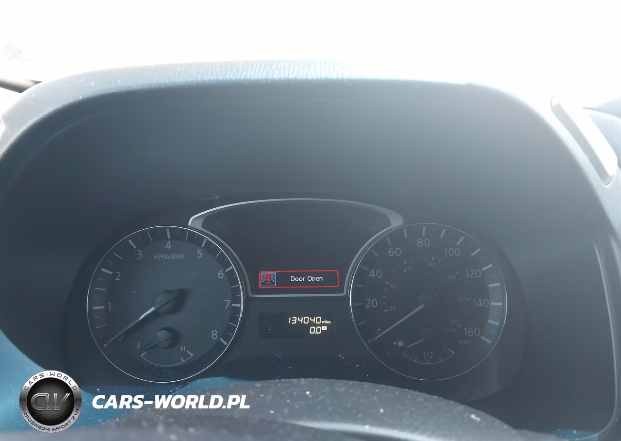 2015 Nissan Pathfinder Platinum VIN:5N1AR2MN0FC600337 - 7