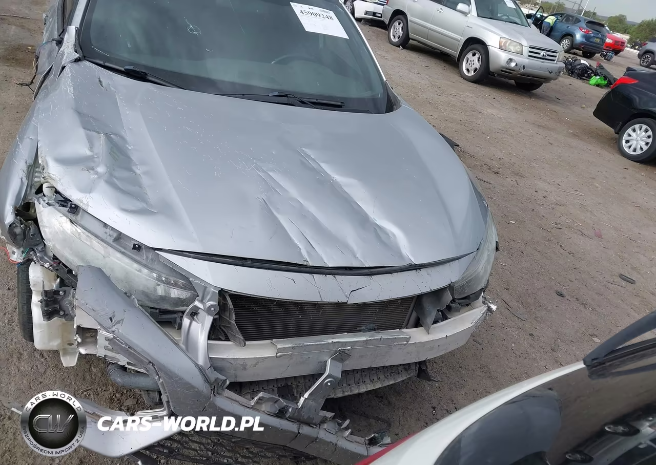 2019 Honda Civic Sport Touring VIN:SHHFK7H92KU226687 - 11